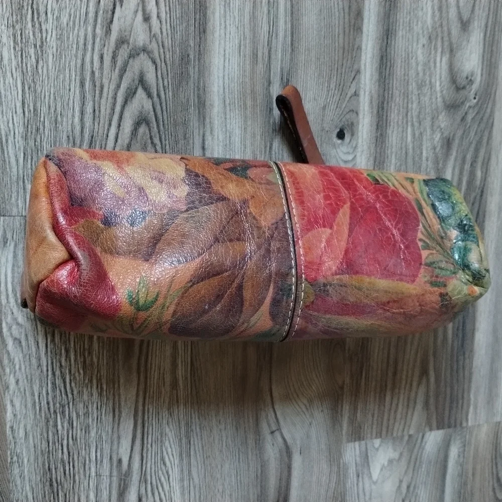 Patricia Nash Heritage Collection Oblong Case Multicolor Floral